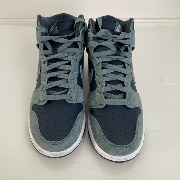 Nike Dunk High Retro PRM "Teal Suede" (Size 7M/8.5W) - Picture 11 of 17